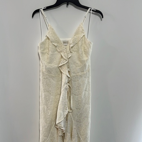 YUMI Kim The Meadow White Lace Maxi Wrap Dress Size Small - Picture 1 of 12